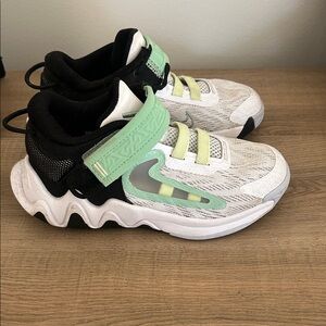 Kids' Nike Giannis Immortality 2